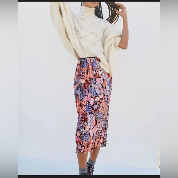 Anthropologie Maeve Tilda Pleated Velvet Skirt 💗 - Picture 2 of 10